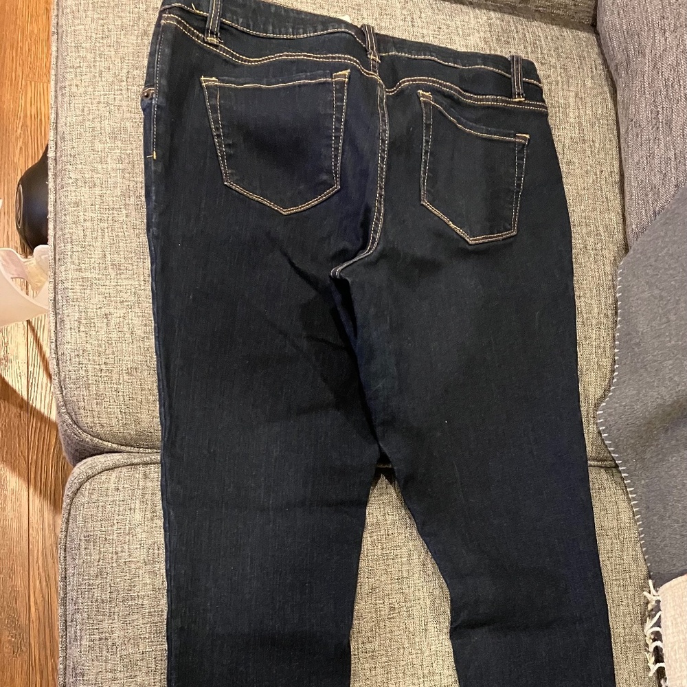 Liz Lange maternity jeggings, medium